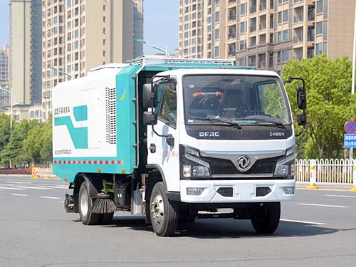 龍牧雙星牌LMX5070TWQEQ6道路污染清除車公告圖片