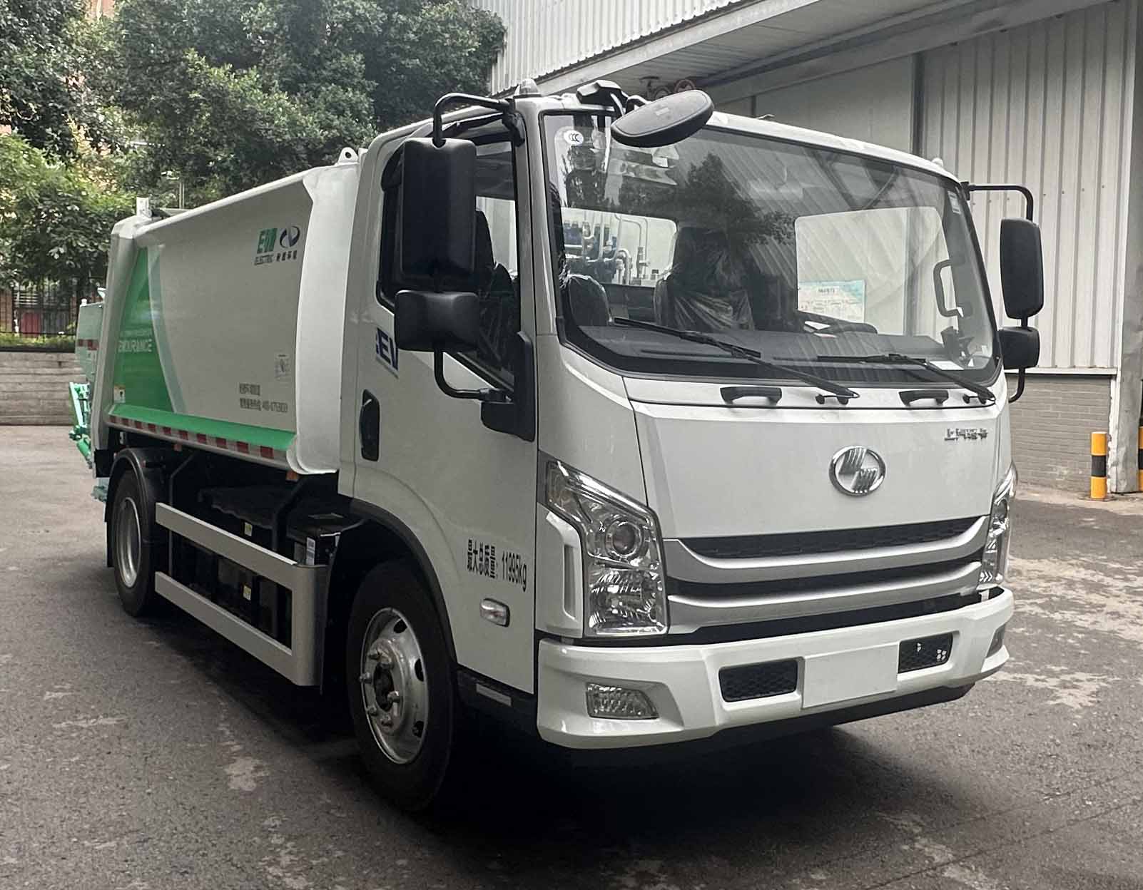 山花牌JHA5127ZYSSHABEV純電動壓縮式垃圾車公告圖片