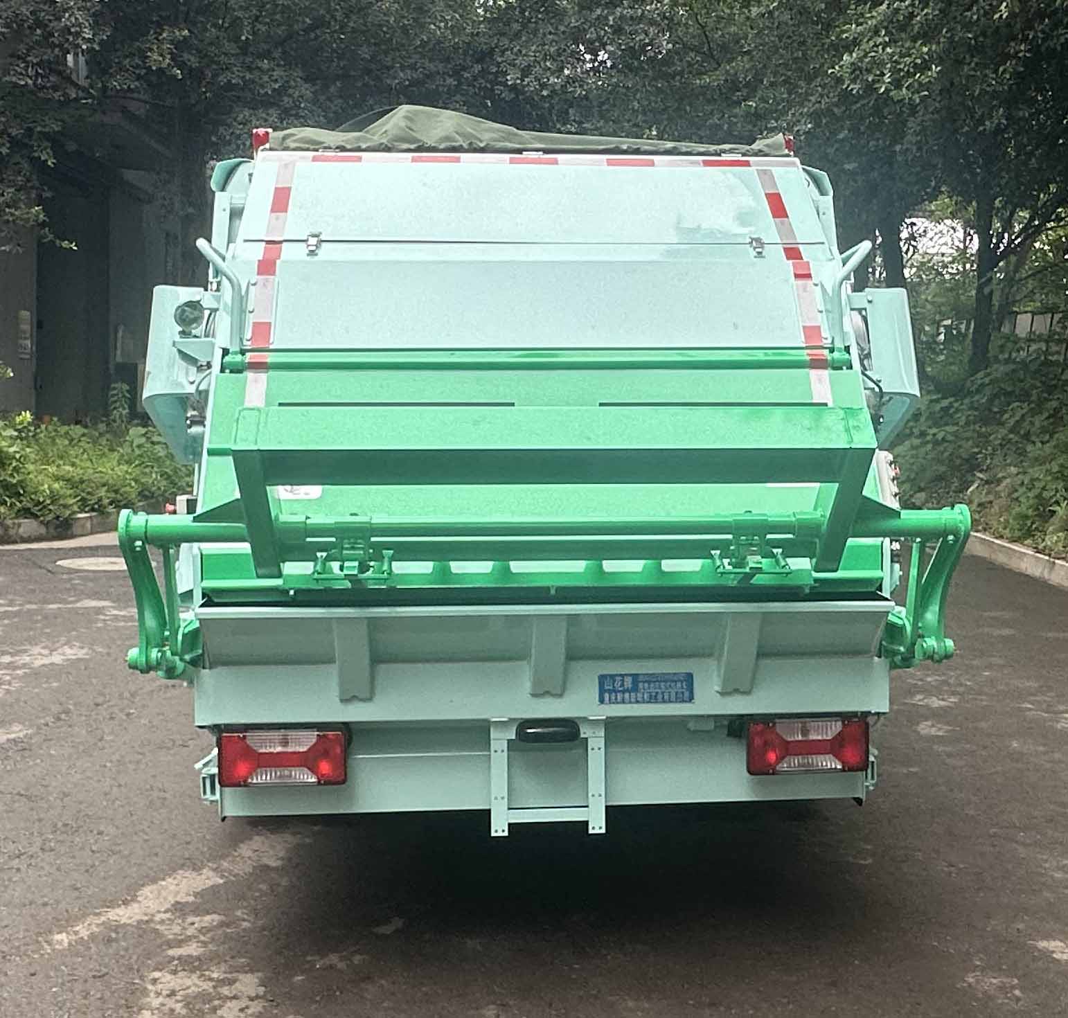 山花牌JHA5127ZYSSHABEV純電動壓縮式垃圾車公告圖片