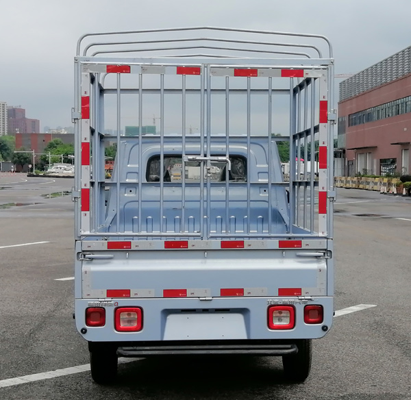 福田牌BJ5020CCY2AV5-70倉(cāng)柵式運(yùn)輸車公告圖片