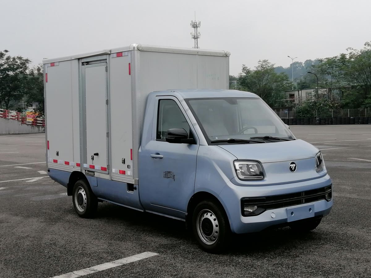 福田牌BJ5020XXY3JV5-71廂式運輸車公告圖片