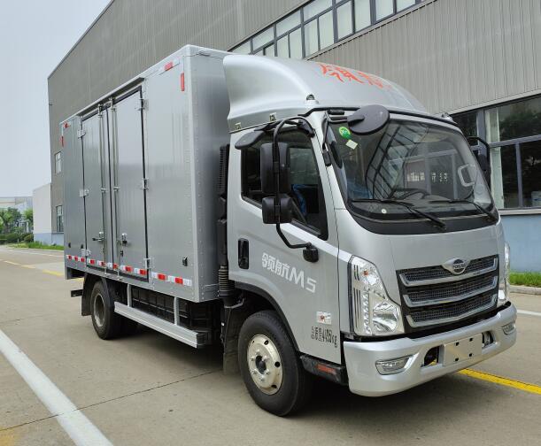 福田牌BJ5046XXY8JCA-06廂式運(yùn)輸車公告圖片