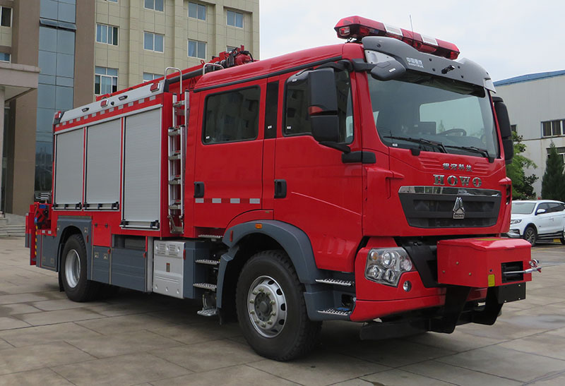 銀河牌BX5170TXFJY160/HT6搶險(xiǎn)救援消防車(chē)公告圖片