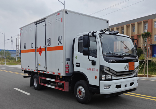 匯力威牌VVV5090XRYEQ6易燃液體廂式運輸車公告圖片
