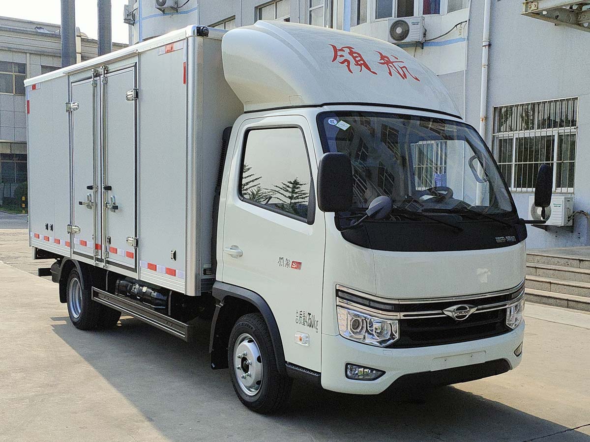 福田牌BJ5045XXY4JC7-30廂式運輸車公告圖片
