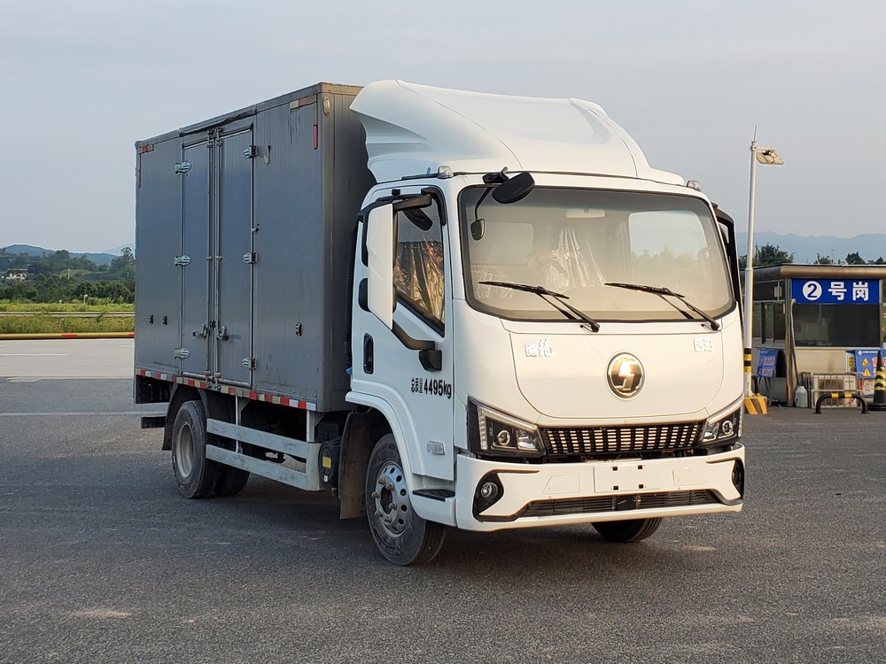 陜汽牌SX5046XXYNP6341廂式運(yùn)輸車公告圖片