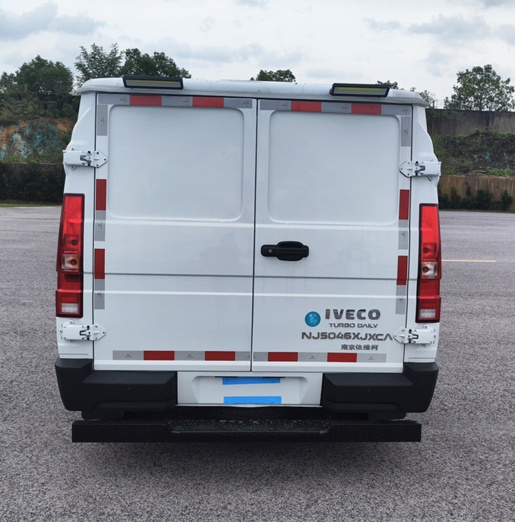 依維柯牌NJ5046XJXCA檢修車公告圖片