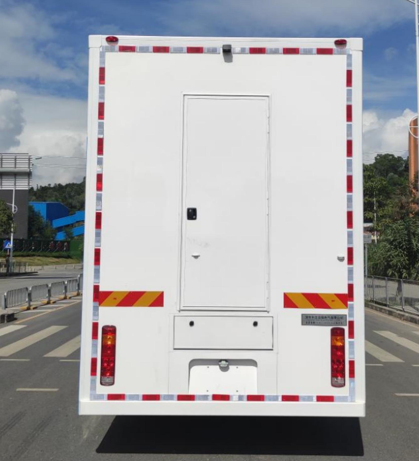 安思瑞牌AKH5136XYL202醫(yī)療車(chē)公告圖片