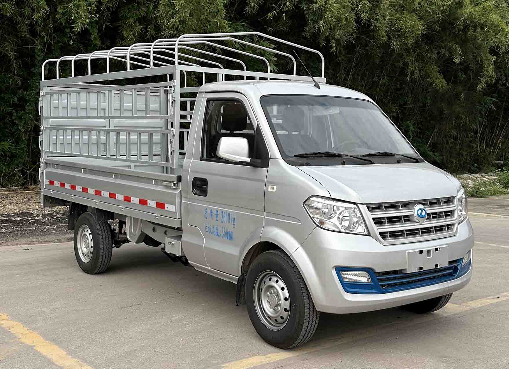 瑞馳牌CRC5030CCYDC8-BEV純電動(dòng)倉(cāng)柵式運(yùn)輸車公告圖片