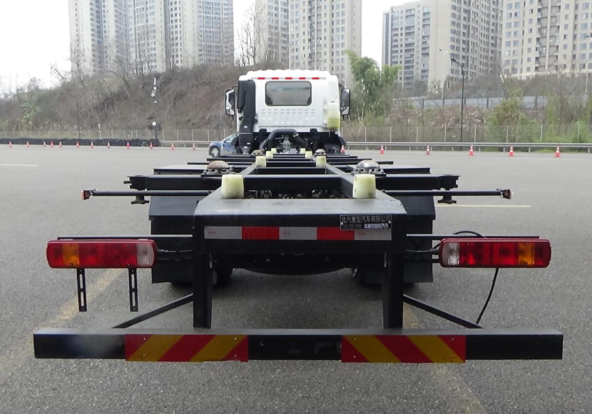 北京牌BJ5181ZKXD6AP車廂可卸式汽車公告圖片