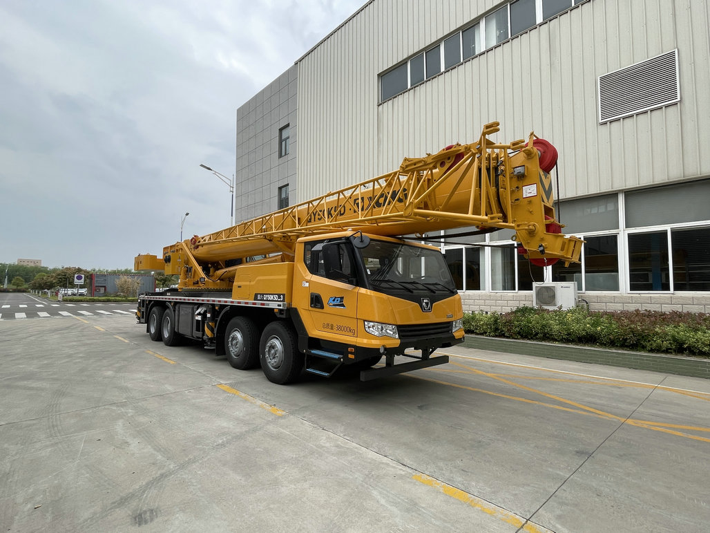 徐工牌XZJ5380JQZ50K汽車起重機(jī)公告圖片