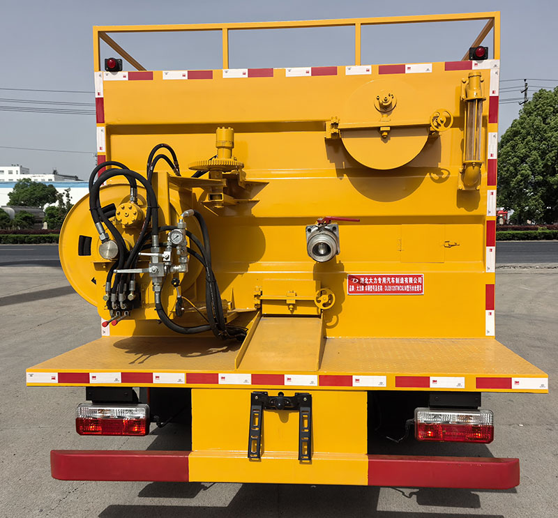 大力牌DLQ5120TWC6LW污水處理車(chē)公告圖片
