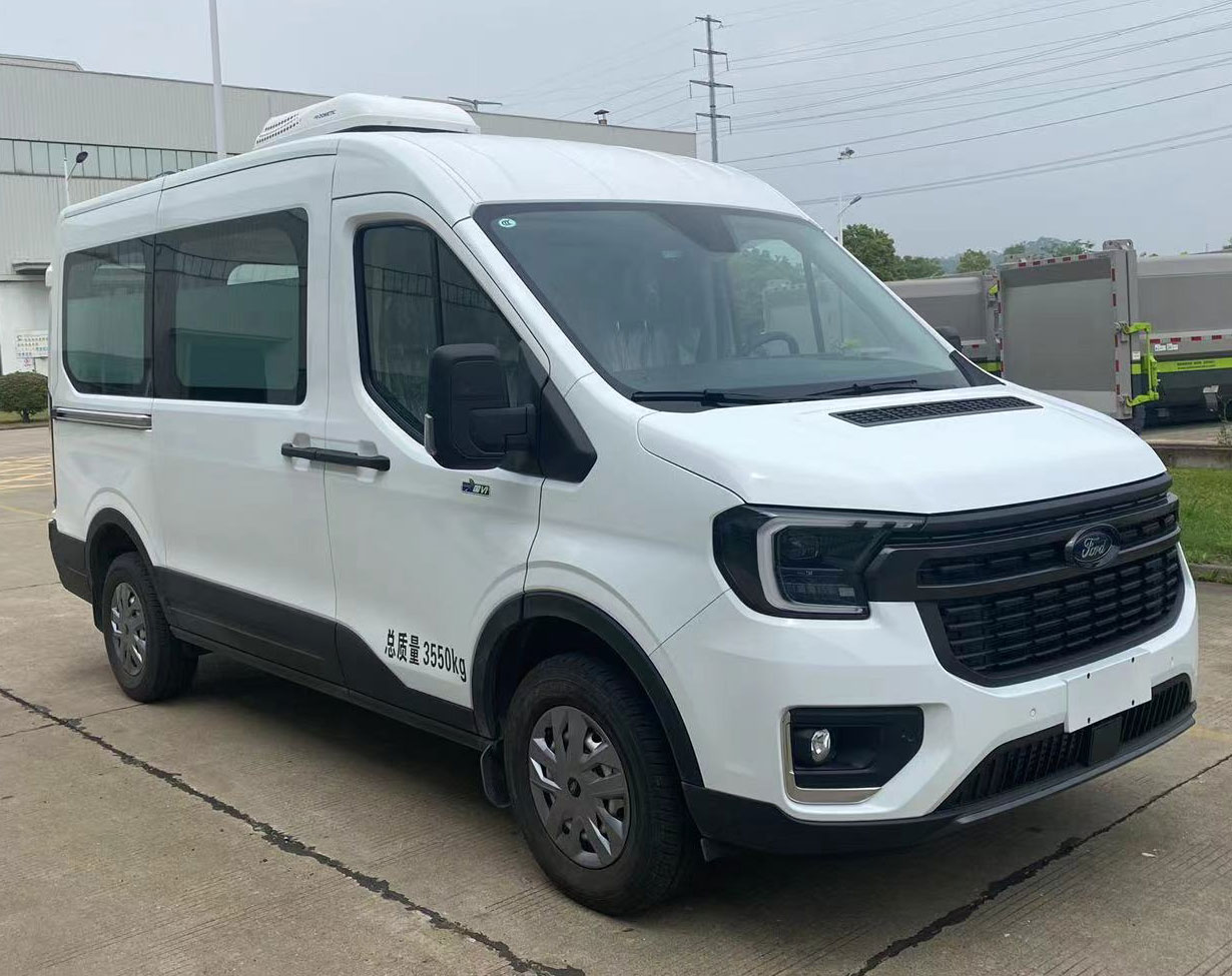 歌睿途牌GXC5040XYB運(yùn)兵車公告圖片