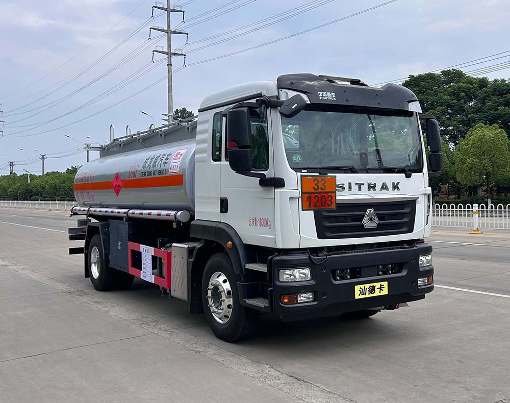 楚飛牌CLQ5180GJY6ZQ加油車公告圖片