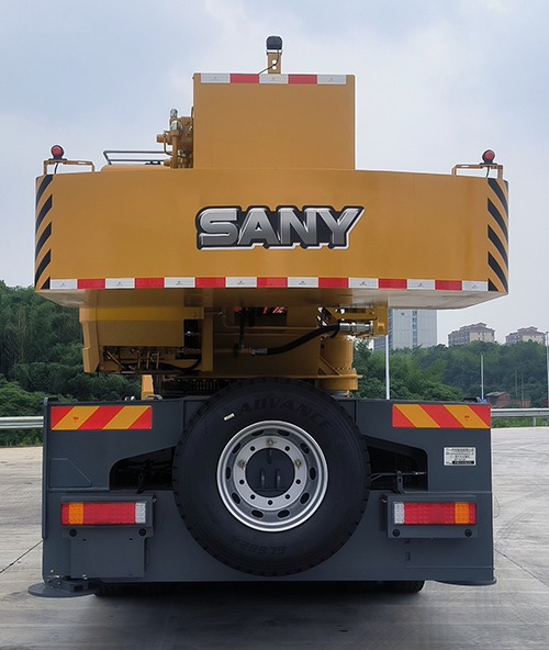 三一牌SYM5334JQZ25C汽車起重機公告圖片