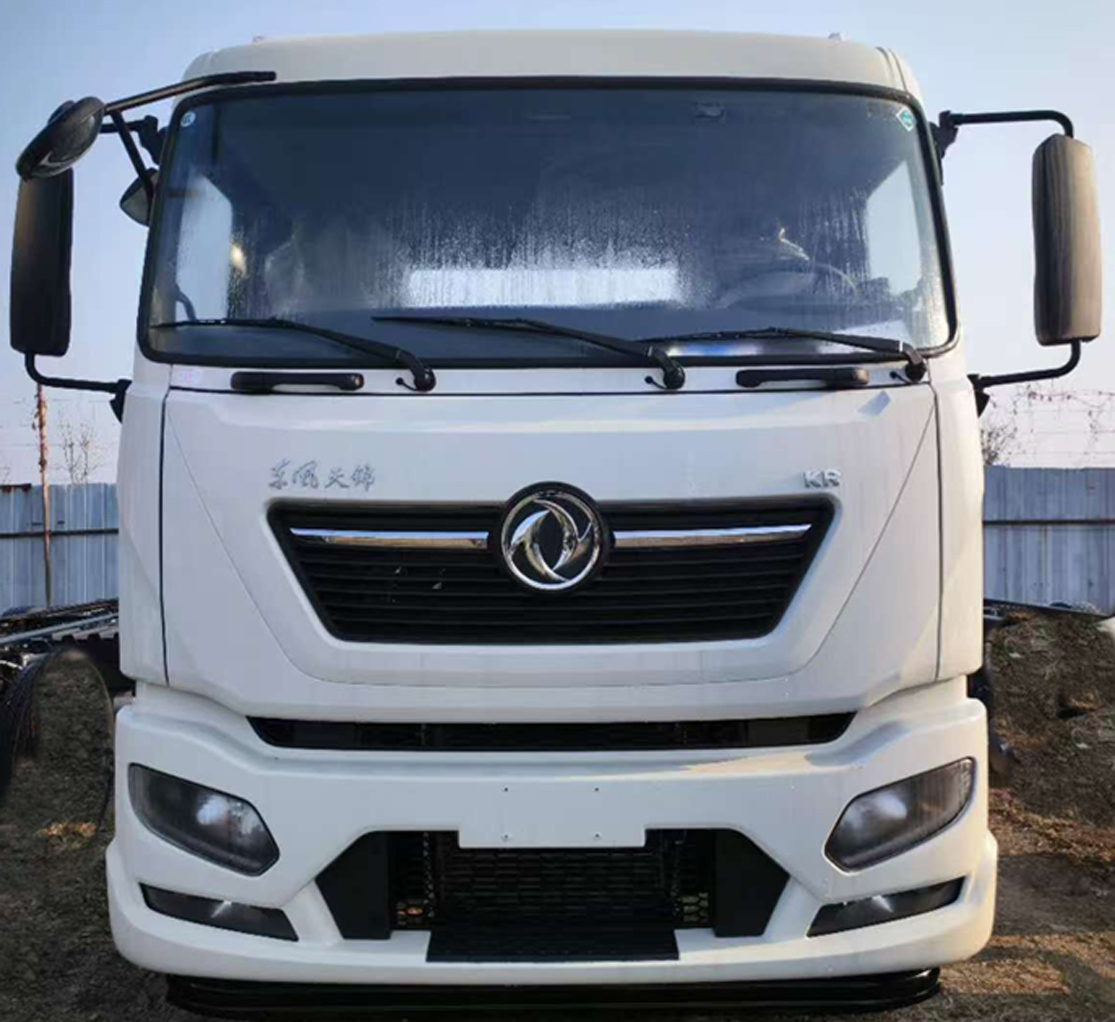 潤(rùn)知星牌SCS5255TGYDFH6供液車(chē)公告圖片