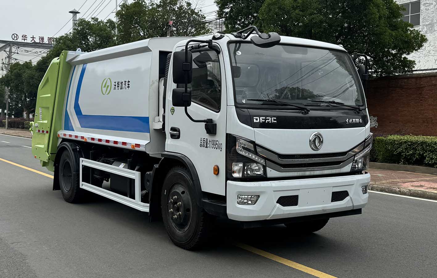 耶律潔牌SWT5120ZYSEQ6壓縮式垃圾車公告圖片