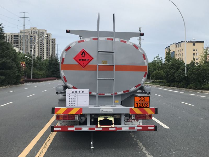楚勝牌CSC5187GJYZ6加油車公告圖片