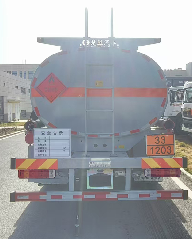楚勝牌CSC5187GJYZ6加油車公告圖片