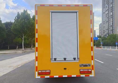 匯力威牌VVV5041XXHEQT6救險(xiǎn)車(chē)公告圖片
