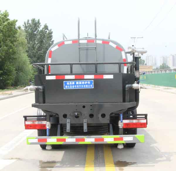 縱昂牌CLT5043TYHEQ6A路面養(yǎng)護車公告圖片