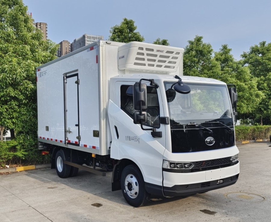 比亞迪牌BYD5040XLCBEV3純電動(dòng)冷藏車公告圖片