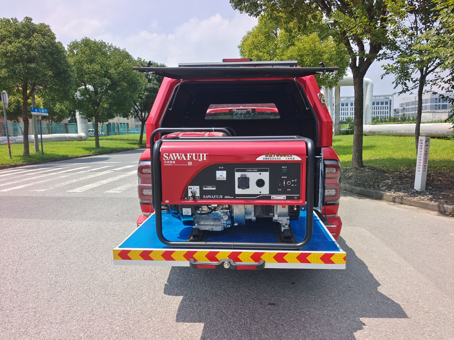 中振漢江牌HJZ5031TXFQC10/CC6器材消防車公告圖片