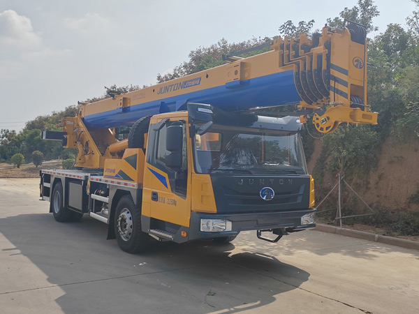駿通牌JF5213JQZ16H6汽車起重機(jī)公告圖片