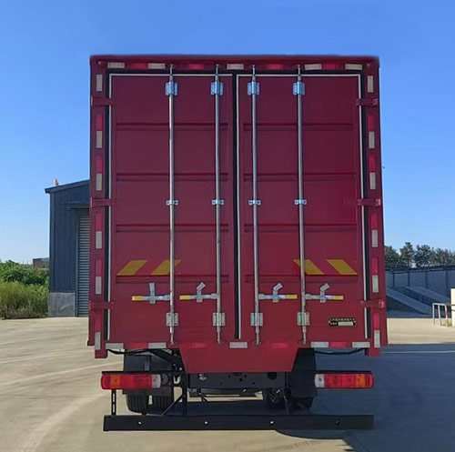 歐曼牌BJ5181XXYEVANF-02純電動廂式運輸車公告圖片