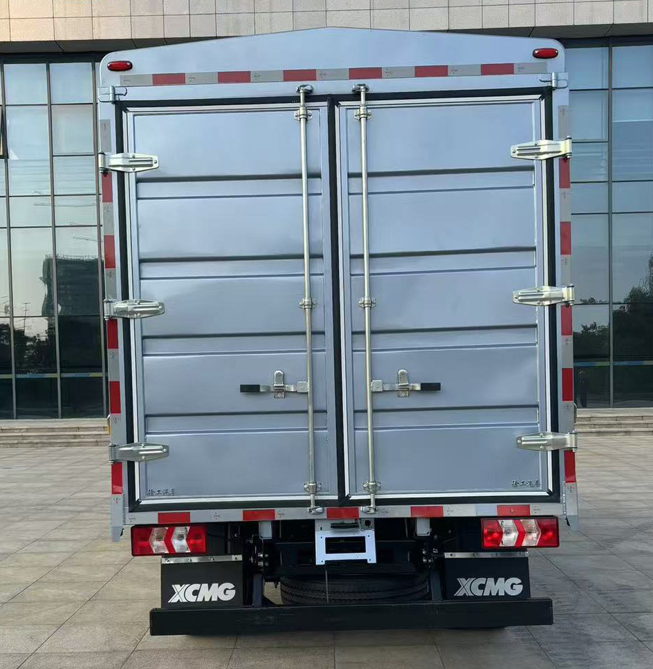 徐工牌XGA5049CCYBEVEA2純電動(dòng)倉柵式運(yùn)輸車公告圖片