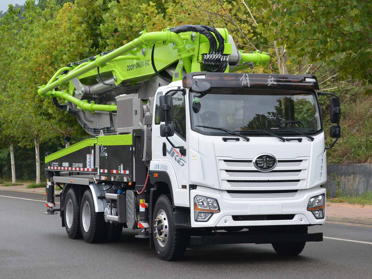 中聯(lián)牌ZLJ5291THBJF混凝土泵車公告圖片
