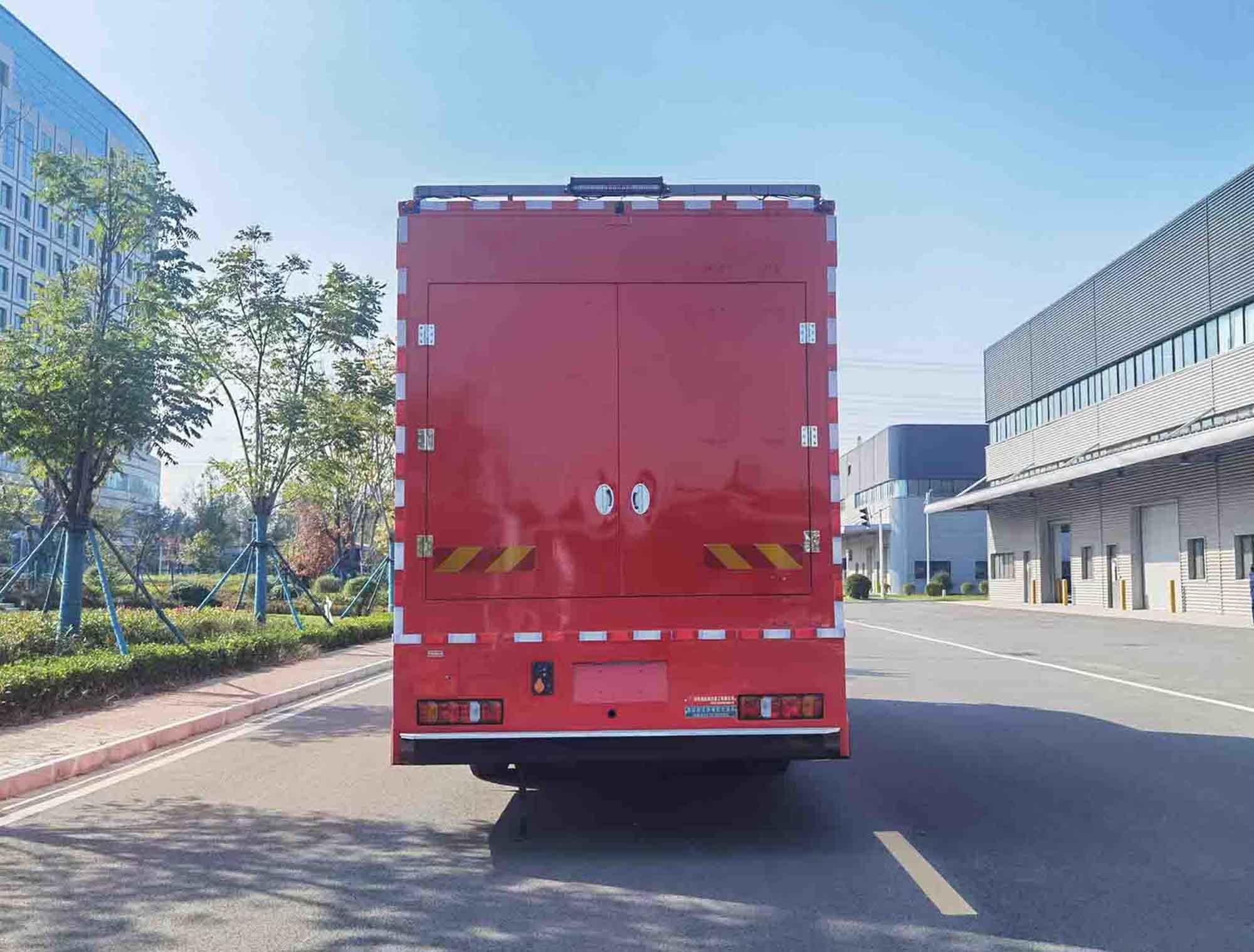 海威英達(dá)牌HWA5170XBXS6被服洗滌車公告圖片