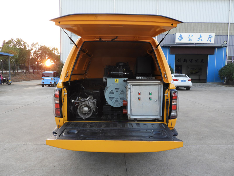 桐工牌TBJ5031XXHL5A救險(xiǎn)車公告圖片