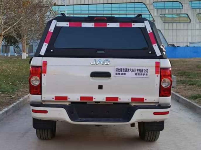 馨雅通牌ZXN5038TYH6SR路面養(yǎng)護車公告圖片