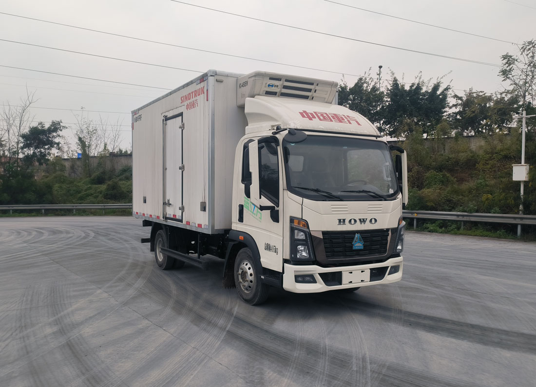 豪沃牌ZZ5047XLCK3414Z145BEVD4純電動冷藏車公告圖片