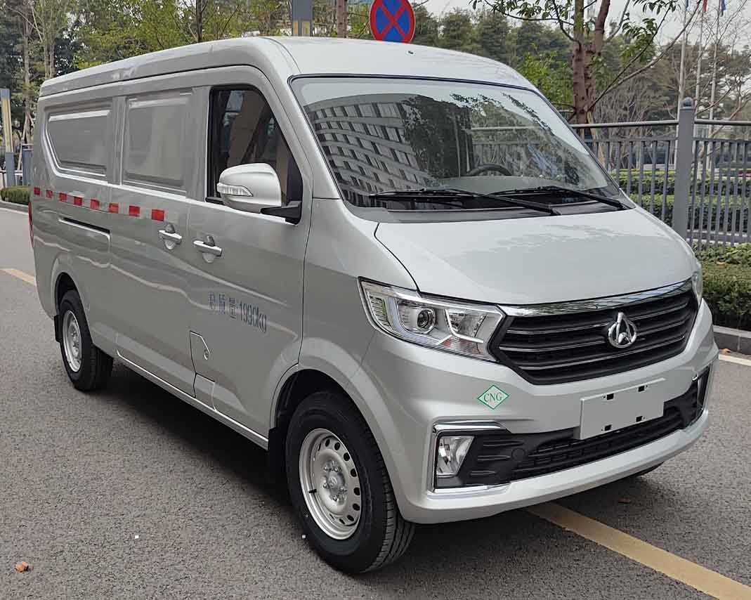 長(zhǎng)安牌SC5029XXYAAAC6NG廂式運(yùn)輸車公告圖片
