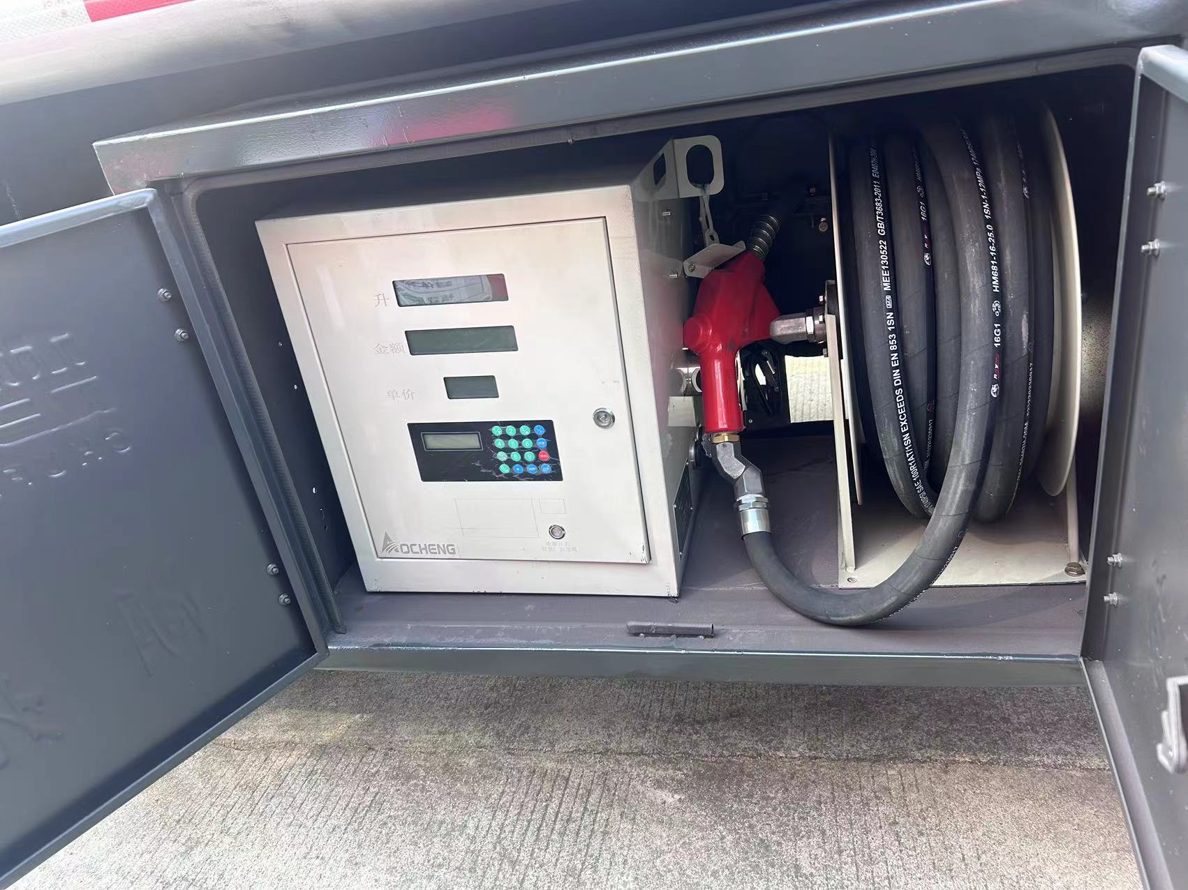 楚飛牌CLQ5181GJY6ZC加油車公告圖片