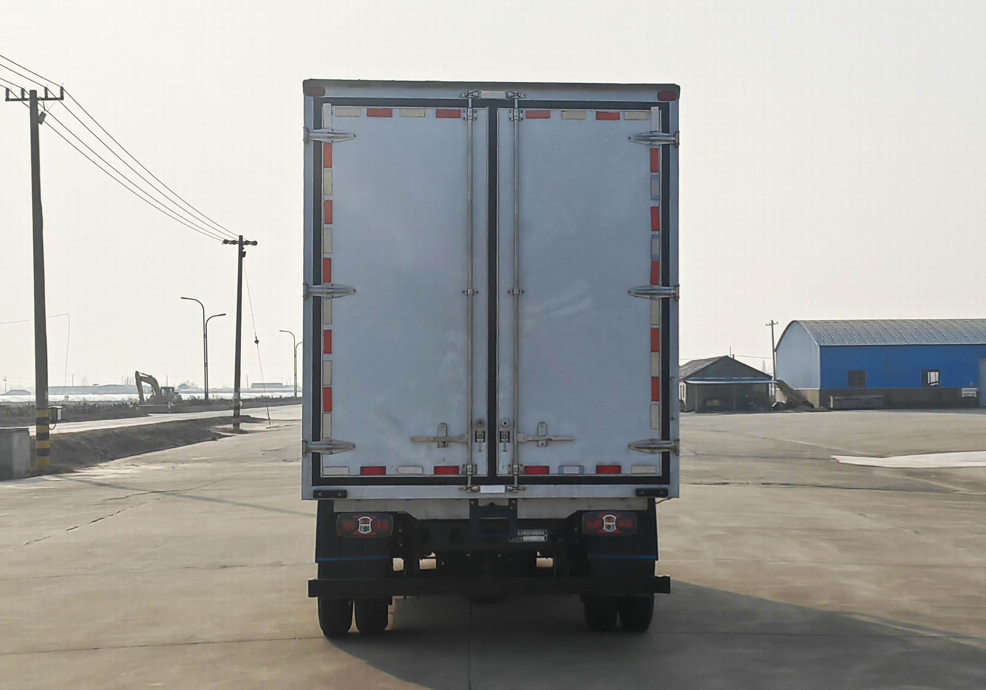 豪沃牌ZZ5047XLCK3414Z145BEVF1純電動(dòng)冷藏車公告圖片