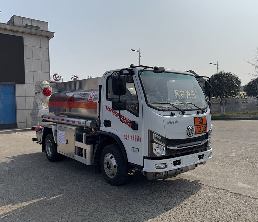 專力牌ZLC5049GJYEQ6L加油車公告圖片