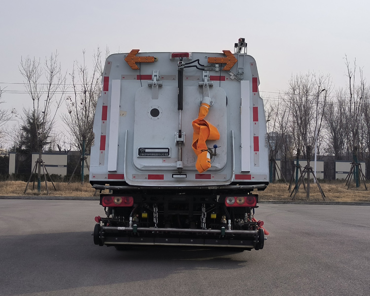 賽沃牌SAV5030TXSDTBEV純電動洗掃車公告圖片