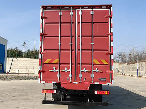 歐曼牌BJ5181XXYEVANF-03換電式純電動(dòng)廂式貨車(chē)公告圖片