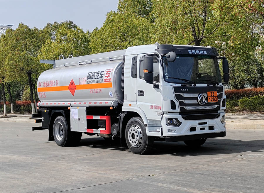 專威牌HTW5181GJYEQ6加油車公告圖片