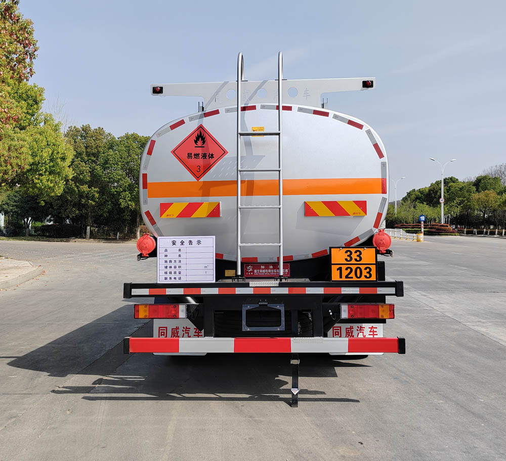 專威牌HTW5181GJYEQ6加油車公告圖片
