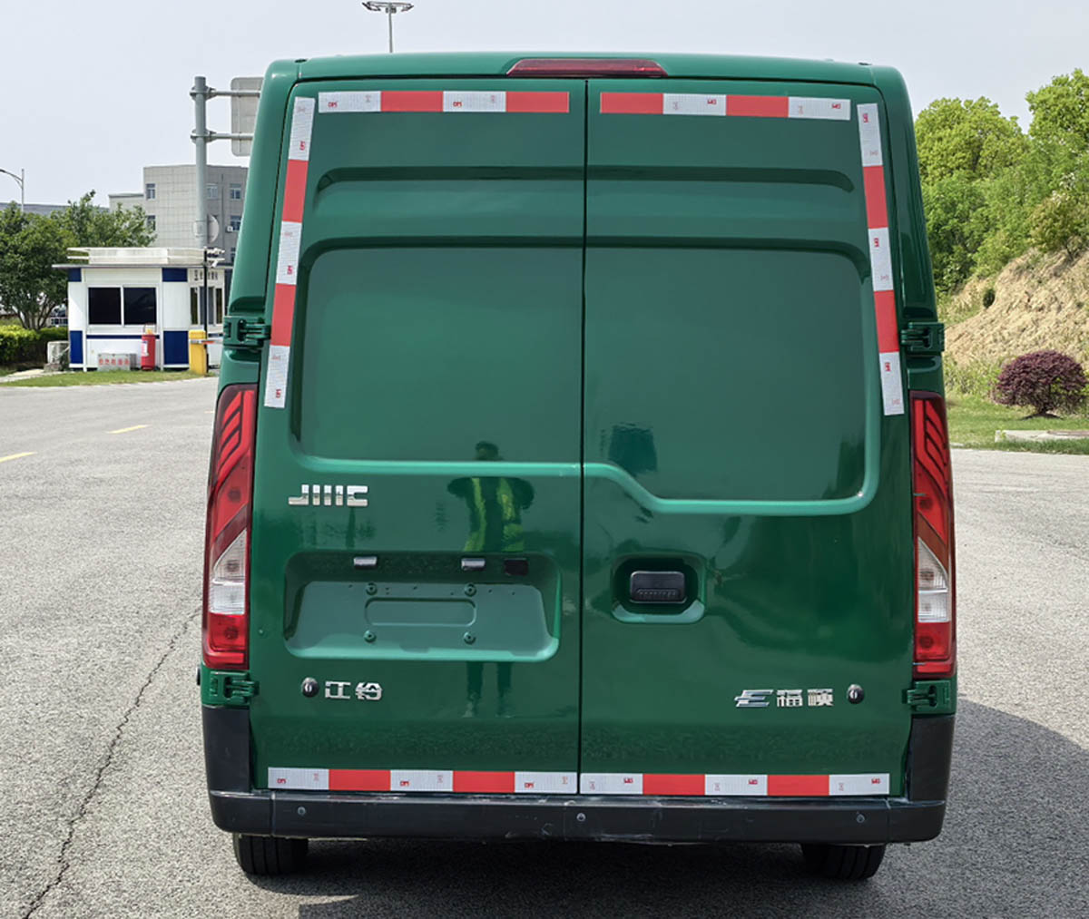 江鈴牌JX5031XYZTGABEV純電動(dòng)郵政車公告圖片