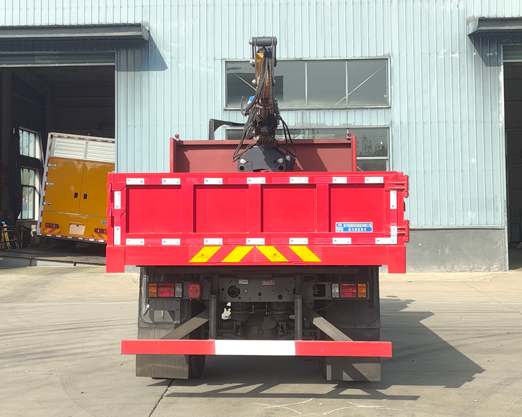 程力威牌CLW5161ZZDABL抓斗式垃圾車公告圖片