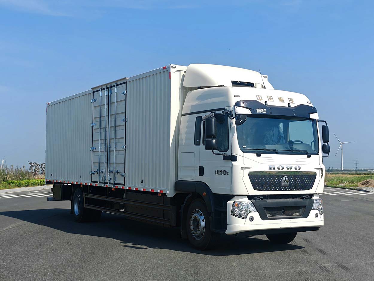 豪沃牌ZZ5187XXYN711GZ1BEV4E純電動廂式貨車公告圖片