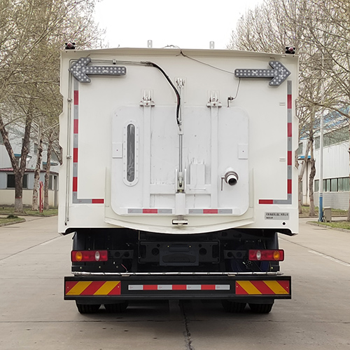 海威英達(dá)牌HWA5180TXSBMBEV純電動(dòng)洗掃車(chē)公告圖片