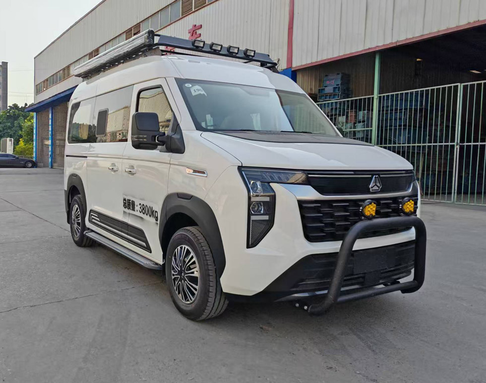 春城牌HXP5043TSY宿營(yíng)車公告圖片