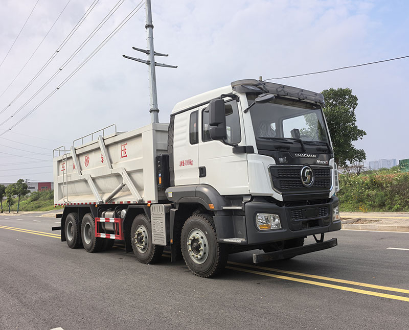 榮駿達牌HHX5316TSGSX6壓裂砂罐車公告圖片