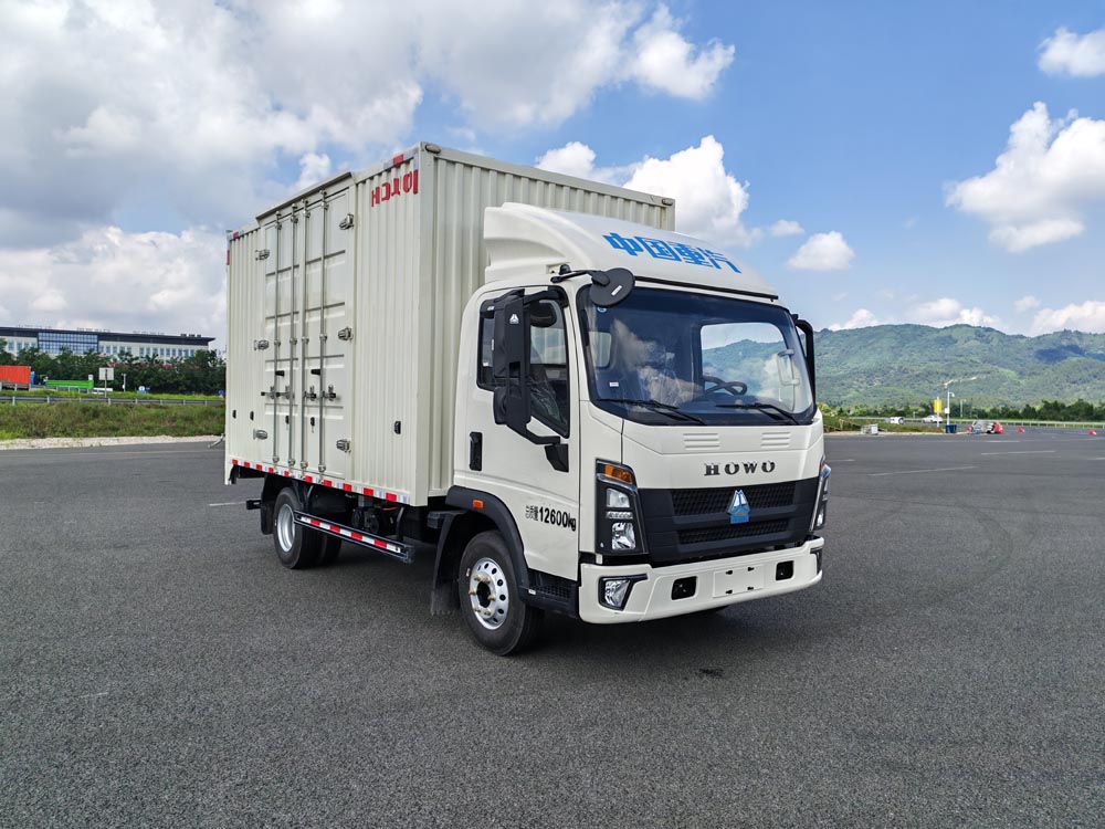 豪沃牌ZZ5137XXYK3615Z1BEVC0純電動(dòng)廂式貨車公告圖片
